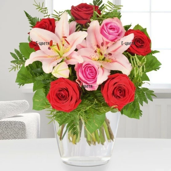 Flower delivery - flower bouquets for people in love.