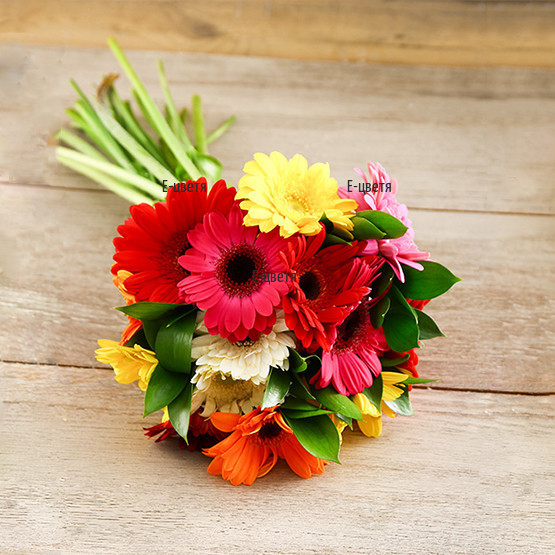 Send a bouquet of gerberas - Wonderful day