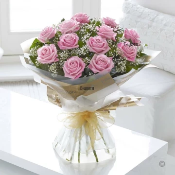Онлайн поръчка и доставка с куриер на букет от розови рози