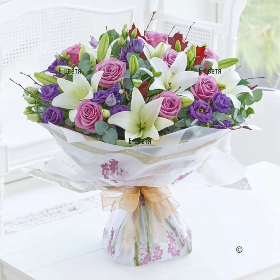 An online order for flowers and bouquets of lilies.