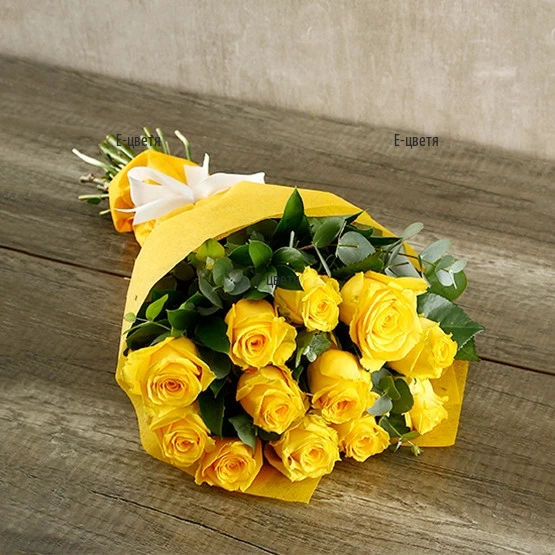Send bouquet of yellow roses and greenery
