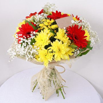 An online delivery of splendid, luxuriant bouquet of mixed flowers - gerberas and chrysanthemums. Perfect for all recipients and occasions. Place your order now.