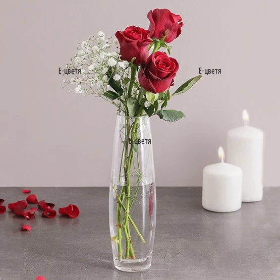 Send a bouquet of three red roses by courier