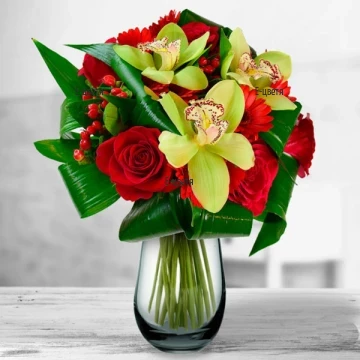 Delivery of a bouquet of red roses and orchids