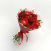 Доставка на романтичен букет от рози и цветя