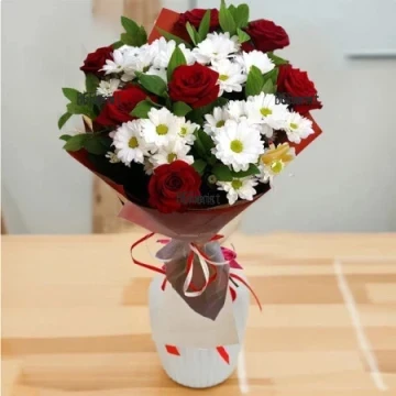 Send to Sofia Bulgaria a bouquet of flowers Magic