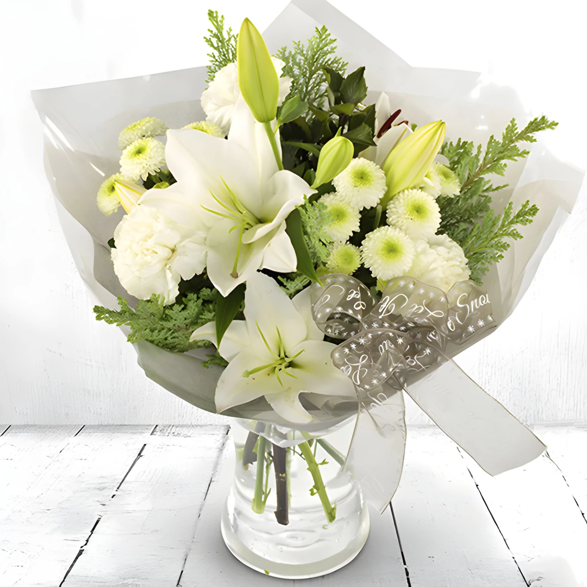 Online order of flower bouquet for the Christmas and the New Year