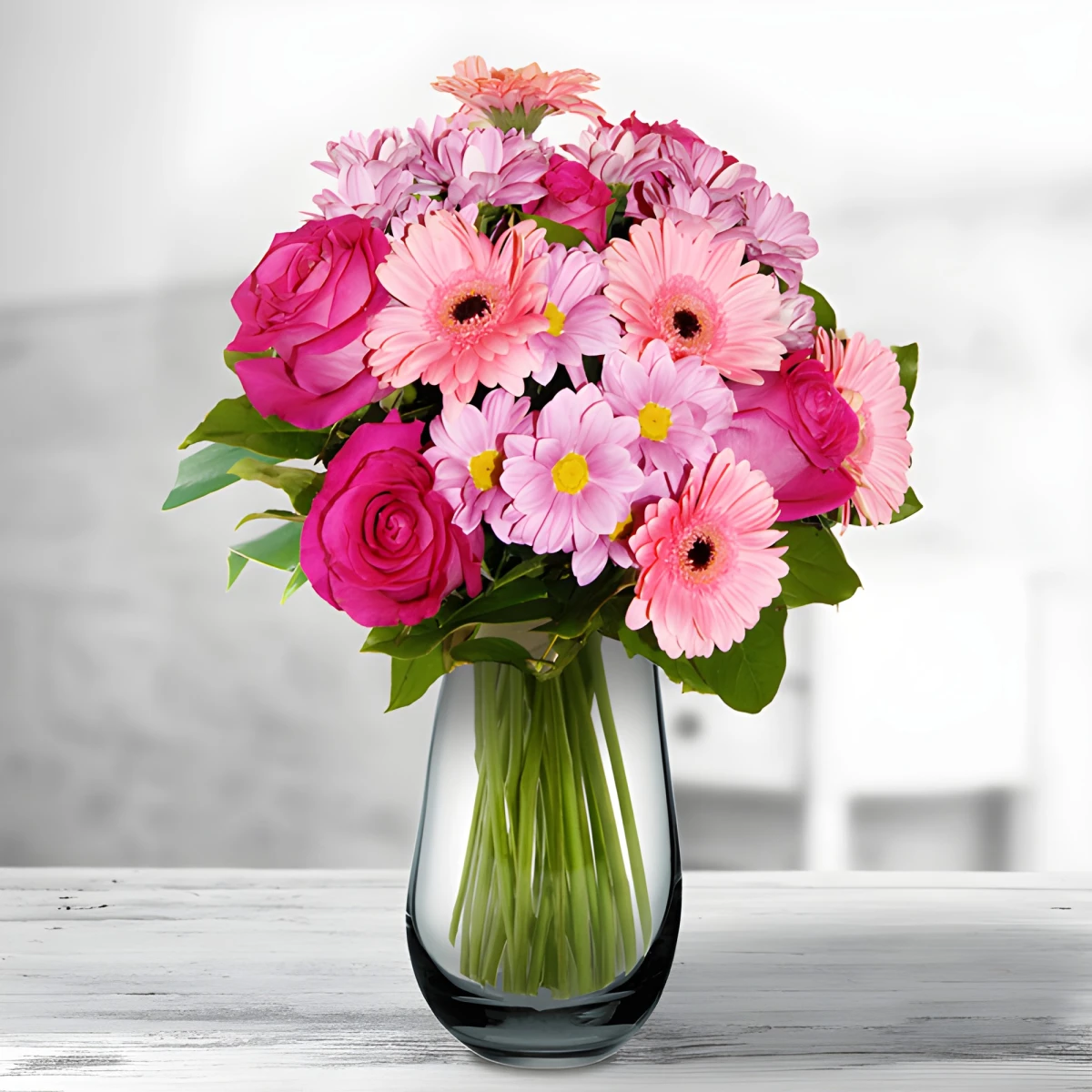 Send tender flower bouquet to Bulgaria