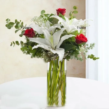 Cynthia - bouquet of roses and lilies