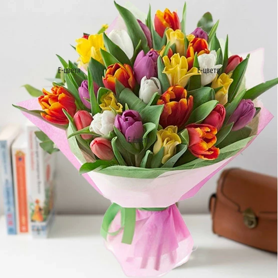 Send flowers - delivery of beautiful spring tulip bouque