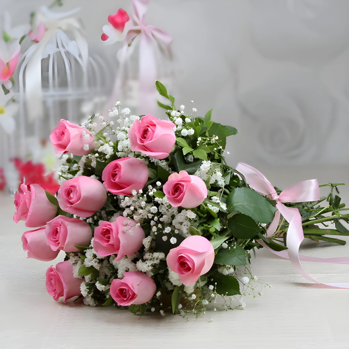 Delivery of a bouquet of 15 pink roses in Bulgaria