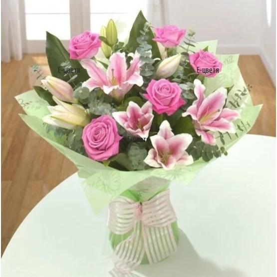 Bouquet of pink flowers flower delivery to Bulgaria
