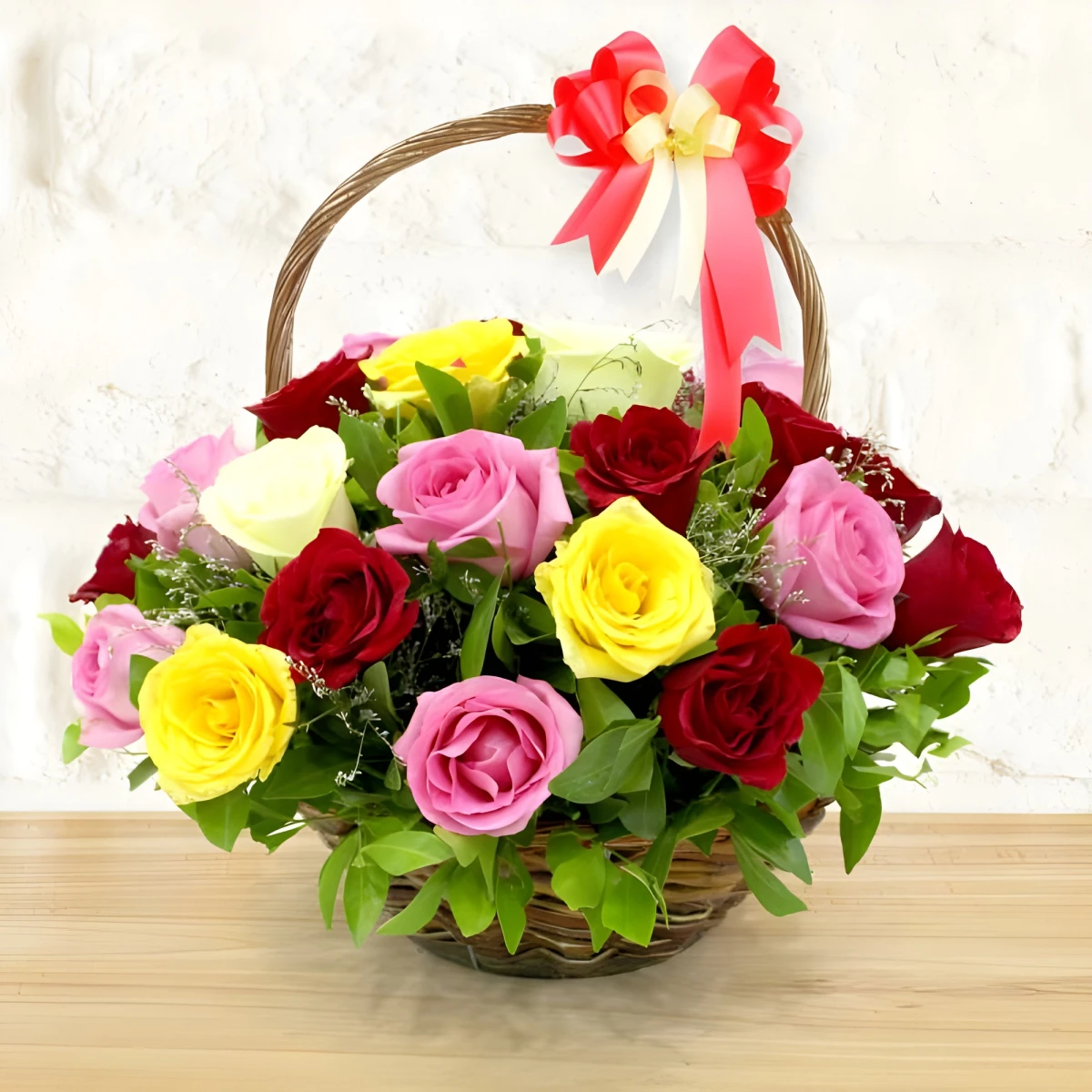 Send to Bulgaria 25 roses in a basket