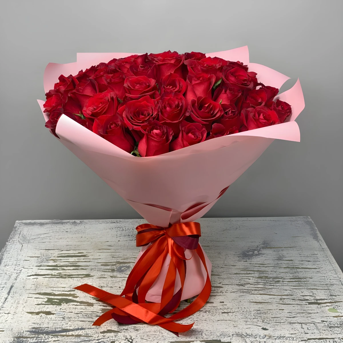 Delivery of a bouquet of 51 red roses by courier in Sofia Bulgaria